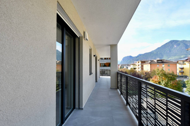 Stilvolle 3-Zimmer-Wohnung mit Terrassen in Bozen-Oberau