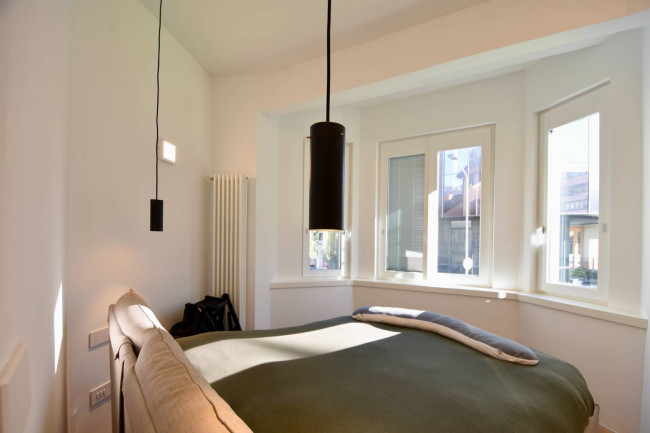 Möblierte 3-Zimmer-Wohnung im Zentrum von Bozen mit Terrasse, Dachboden und Garage