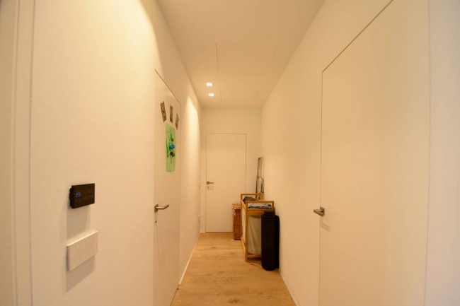 Möblierte 3-Zimmer-Wohnung im Zentrum von Bozen mit Terrasse, Dachboden und Garage
