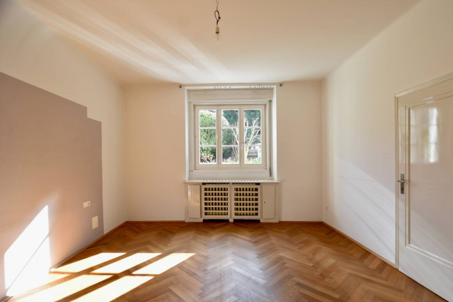 Geräumige 4-Zimmer-Wohnung mit Keller und Autostellplatz in Bozen Dorf