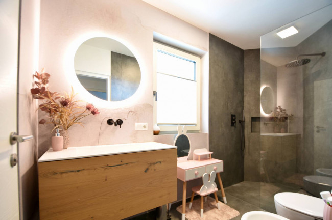 Lichtdurchflutete 4-Zimmer-Wohnung mit Panoramaterrasse in Eppan/Gand zu verkaufen