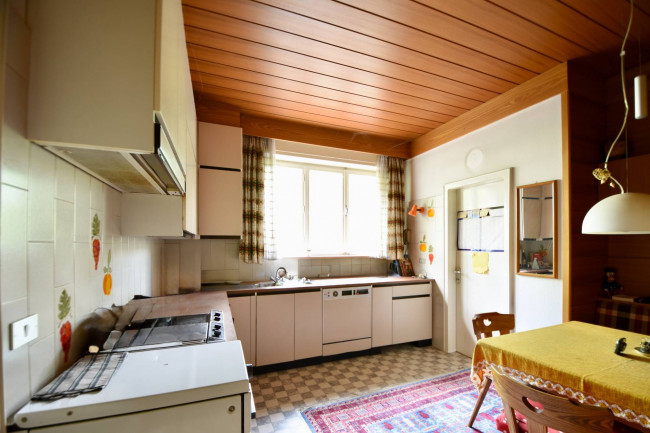 Villa mit Park und Weinberg in Tramin an der Weinstraße