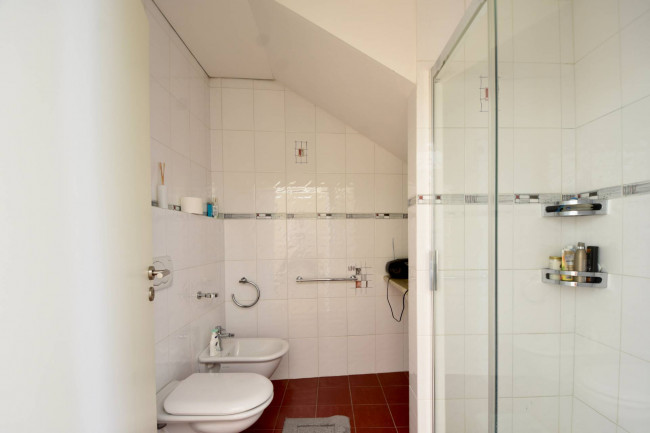 Großzügige 4-Zimmer-Attikawohnung mit Panoramablick über den Dächern Bozens