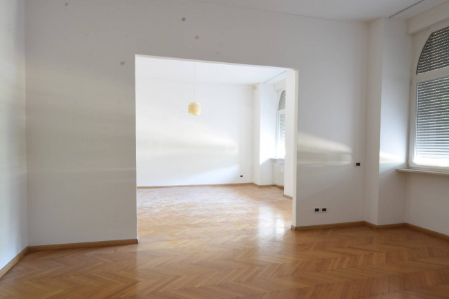 Elegante 5-Zimmer-Wohnung in Gries