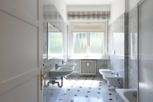 Elegante 5-Zimmer-Wohnung in Gries