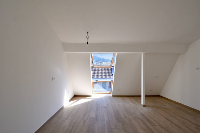 Komfortable 2-Zimmer-Mansardenwohnung in Leifers zu verkaufen