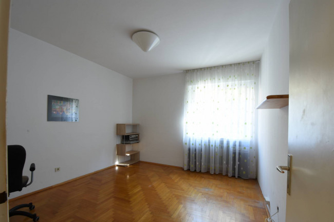 Großzügige 5-Zimmer-Wohnung mit zwei Balkonen in Bozen-Haslach