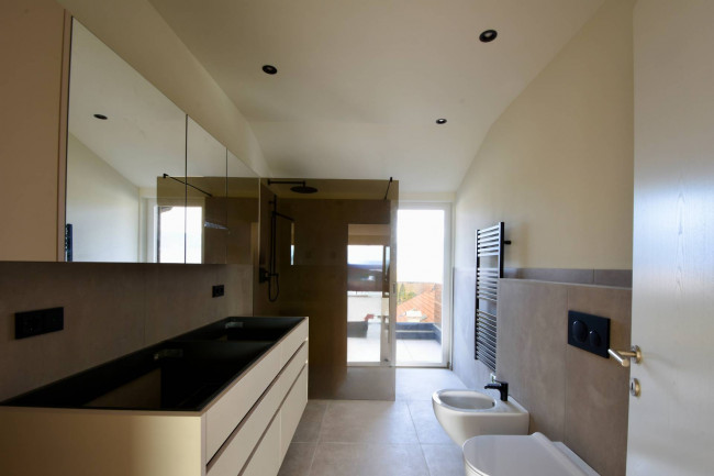 Exklusive 4-Zimmer-Attikawohnung mit Terrasse in St. Michael, Eppan