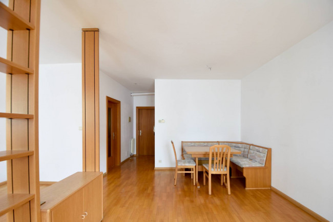 Einzimmerwohnung zur Miete im historischen Zentrum von Bozen mit Keller