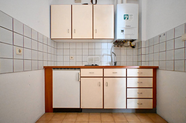 Einzimmerwohnung zur Miete im historischen Zentrum von Bozen mit Keller