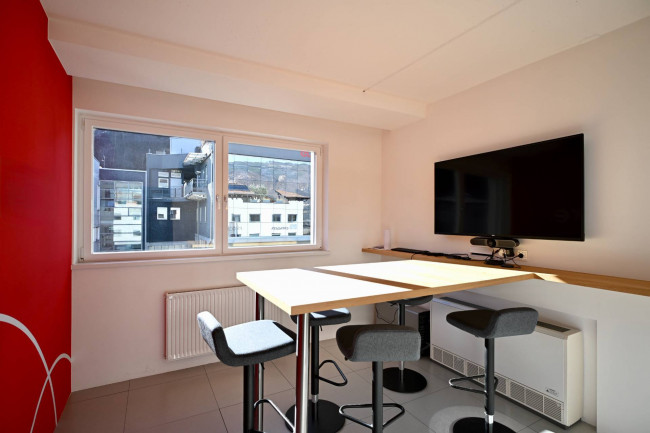 Studio mit funktionaler Raumaufteilung im Gewerbegebiet Pillhof in Eppan