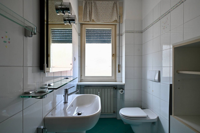 Großzügige 5-Zimmer-Wohnung auf zwei Ebenen mit zwei Veranden, Garage und Keller in Bozen-Gries