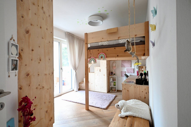 Lichtdurchflutete 4-Zimmer-Wohnung mit Panoramaterrasse in Eppan/Gand zu verkaufen