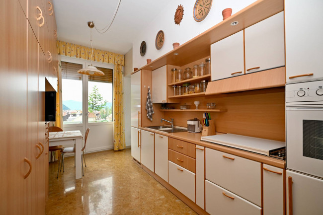 Nacktes Eigentum einer 4-Zimmer-Attikawohnung mit Panoramablick über Bozen