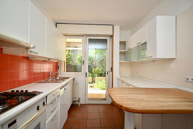 Großzügige 4-Zimmer-Duplexwohnung mit Terrasse und Garage in zentraler Lage von Bozen