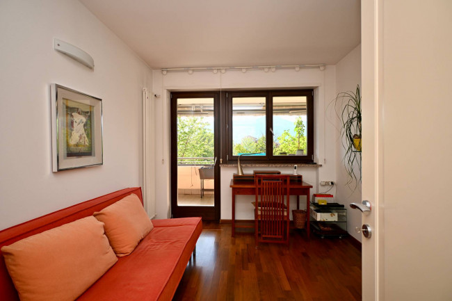 Großzügige 5-Zimmer-Wohnung mit drei Terrassen und 3-fach Garage