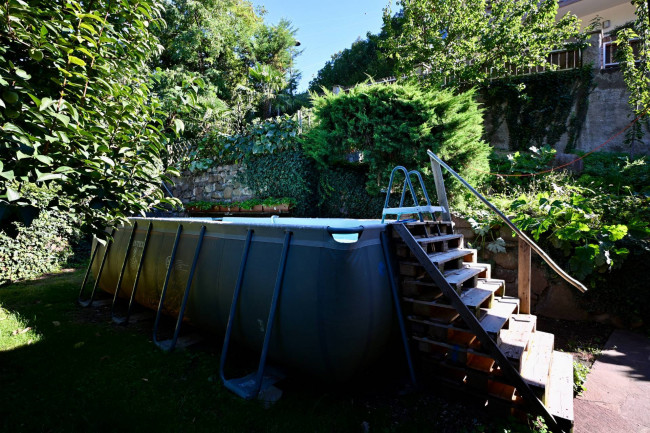 Idyllisches Haus mit großzügigem Garten in Kardaun zu verkaufen