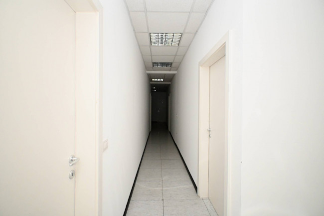 Großzügiges Büro in der Galileo-Galilei-Straße in Bozen