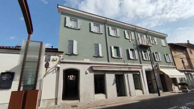 Locale commerciale a Monfalcone