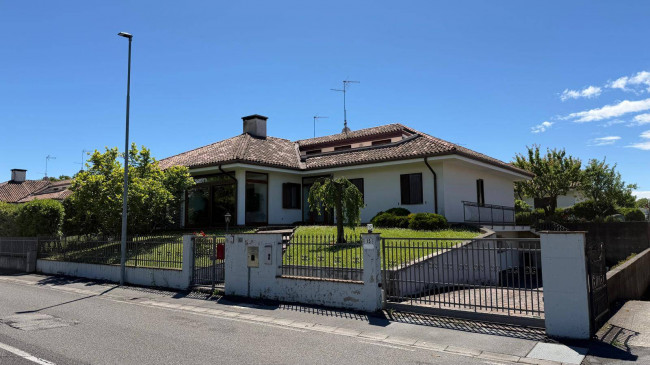 Villa a Gradisca d'Isonzo
