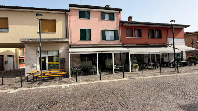 Attività commerciale a Staranzano