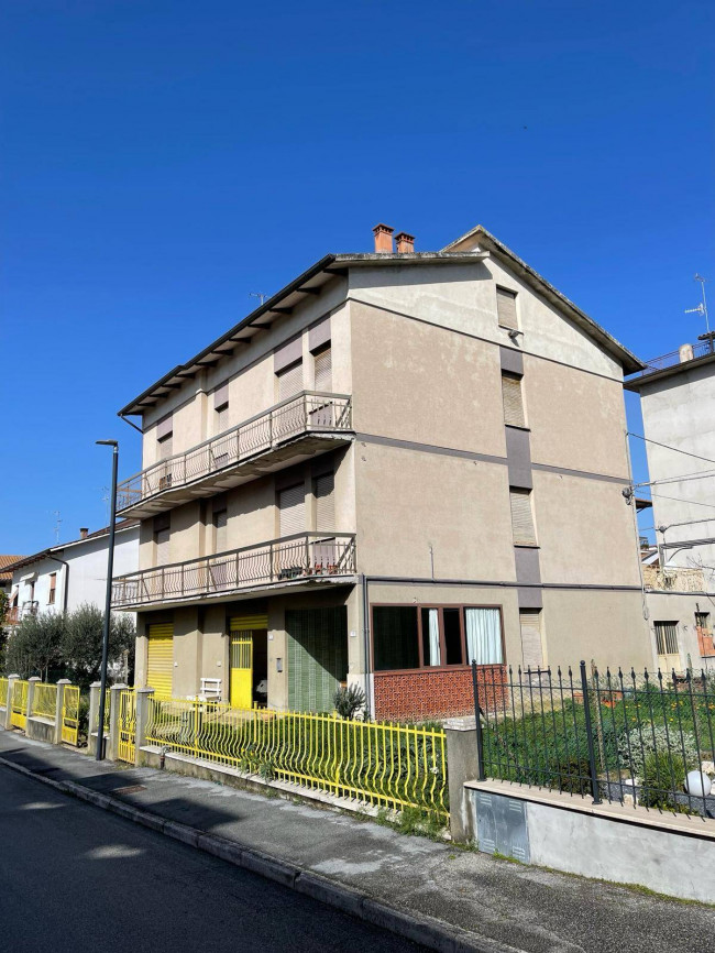 Casa indipendente in vendita a Trodica, Morrovalle (MC)