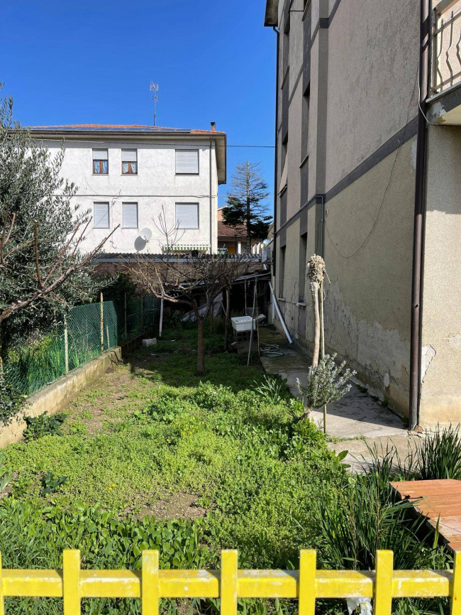 Casa indipendente in vendita a Trodica, Morrovalle (MC)