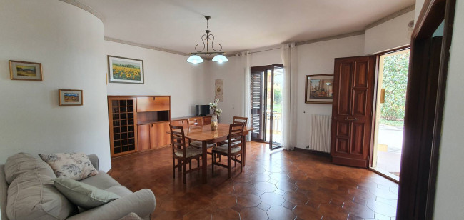 Apartment for Rent to Montecosaro