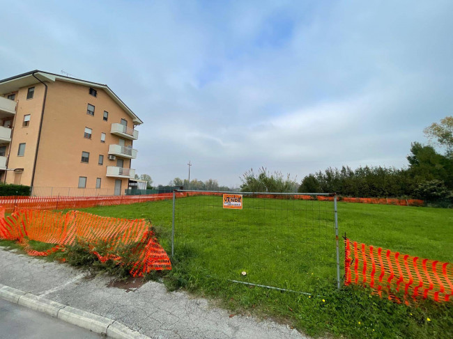 Terreno edificabile in Vendita a Monte San Giusto