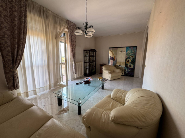 Apartment for Sale to Monte San Giusto