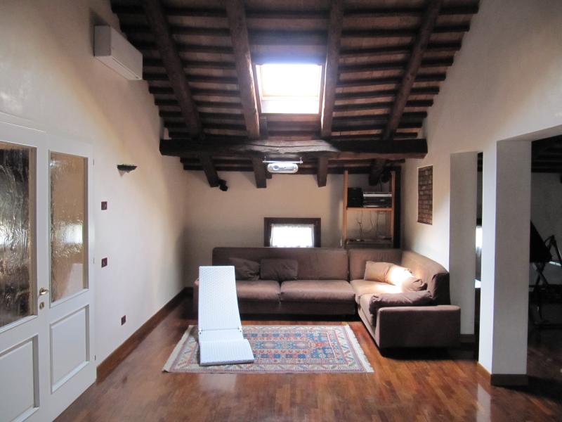 Stabile intero - Palazzo CASALE SUL SILE vendita    Rem srl