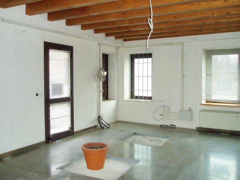 Ufficio - Loc.Com. TREVISO affitto    Rem srl