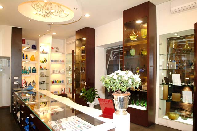 Negozio - Loc.Com. TREVISO affitto  Centro storico  Rem srl