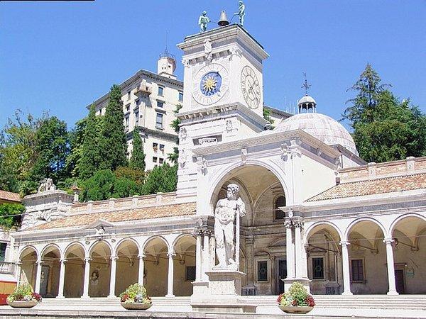 Negozio - Loc.Com. UDINE vendita    Rem srl