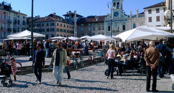 Negozio - Loc.Com. UDINE vendita    Rem srl