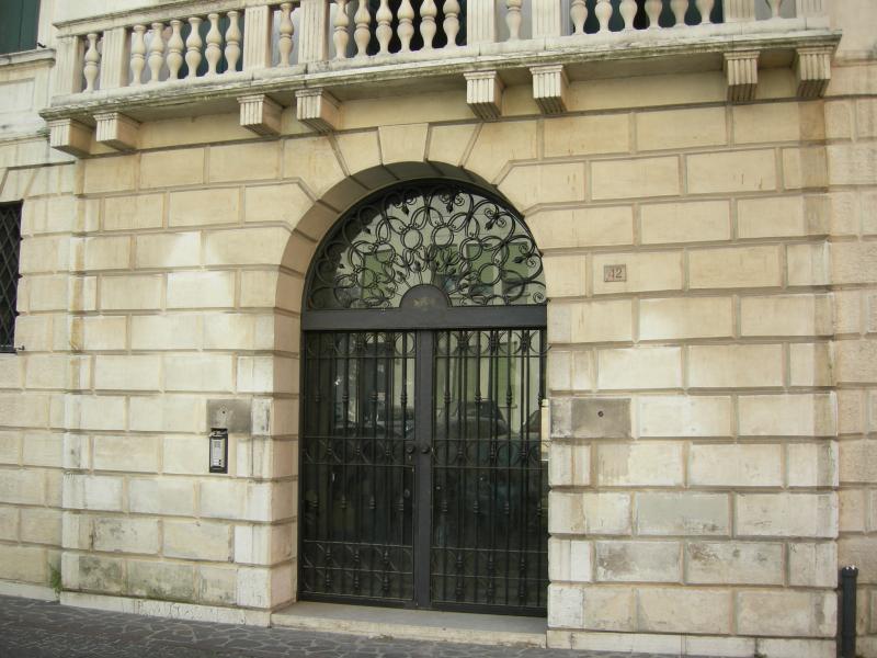 Ufficio - Loc.Com. TREVISO affitto  Centro storico  Rem srl