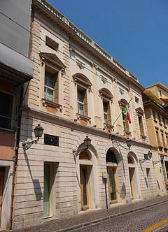 Stabile intero - Palazzo TREVISO vendita  Centro storico  Rem srl