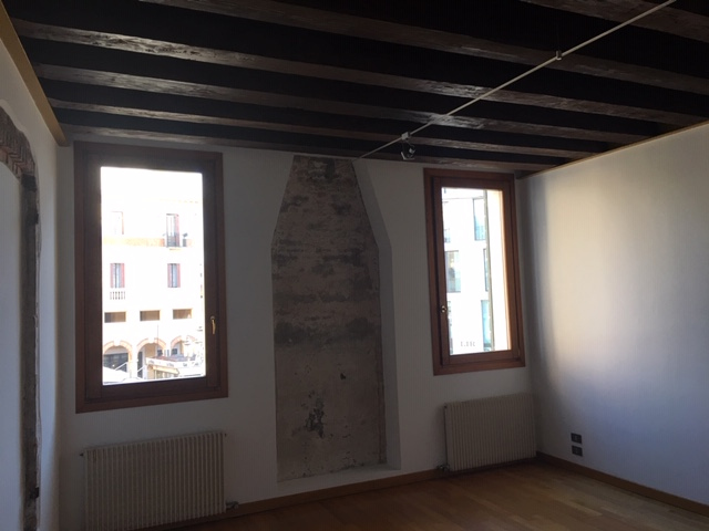 Ufficio - Loc.Com. TREVISO affitto    Rem srl