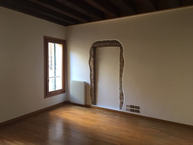 Ufficio - Loc.Com. TREVISO affitto    Rem srl