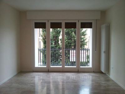 3 Camere