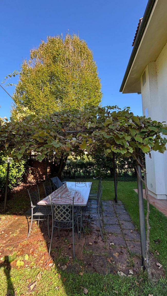 Abbinata/Bifamiliare