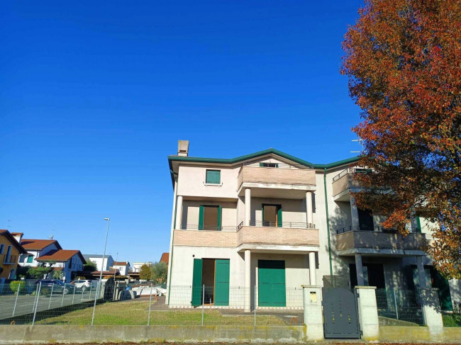 Abbinata/Bifamiliare