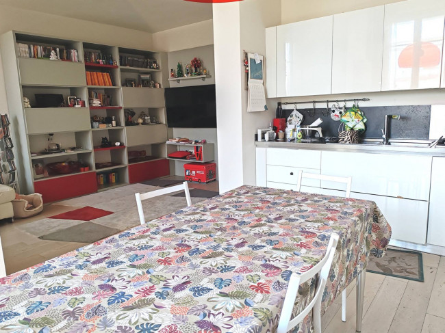 Ingrandisci la foto