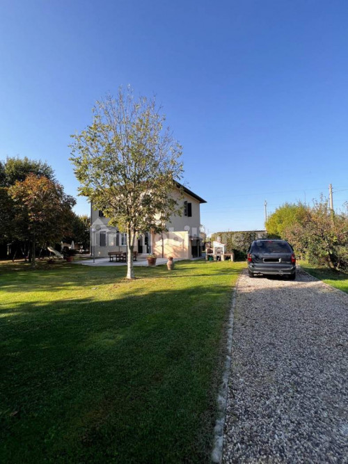 Villa in vendita a San Giuliano Terme