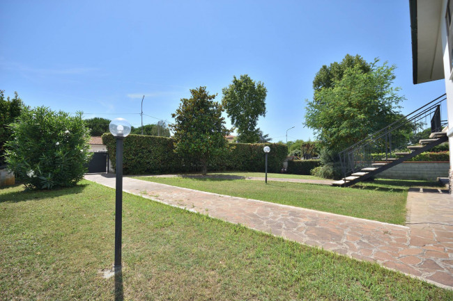 Villa in vendita a San Giuliano Terme