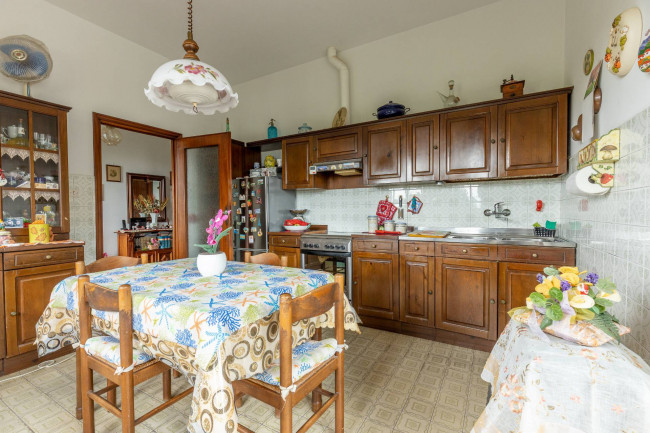 Villa in vendita a San Giuliano Terme