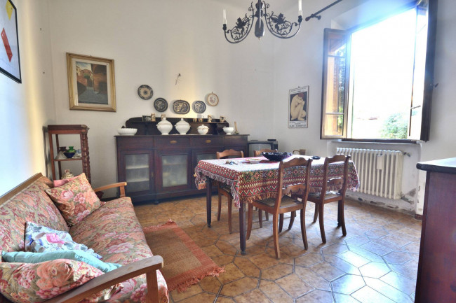 Villa in vendita a Pisa