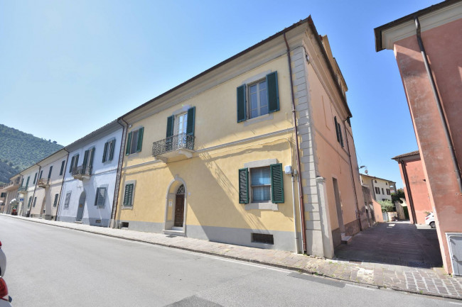 Appartamento in vendita a San Giuliano Terme