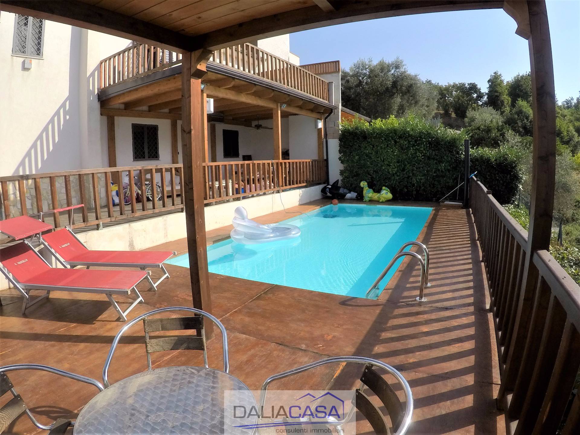 Villa in Vendita a Minturno Cod. 1518