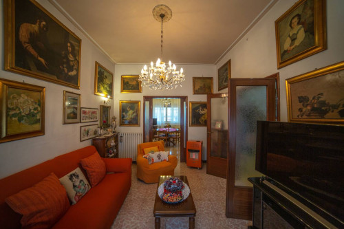 Casa singola in Vendita a Viareggio